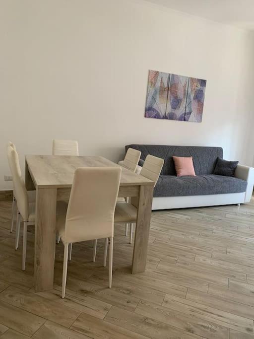 Bilocale A Due Passi Dal Porto E Dal Mare Apartment Lido di Ostia Exterior photo