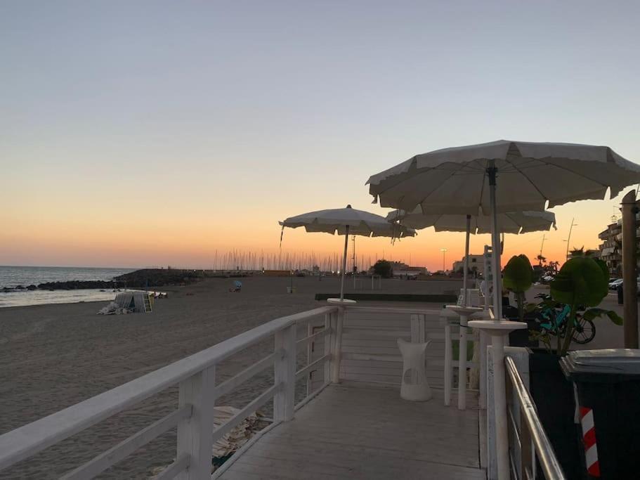 Bilocale A Due Passi Dal Porto E Dal Mare Apartment Lido di Ostia Exterior photo